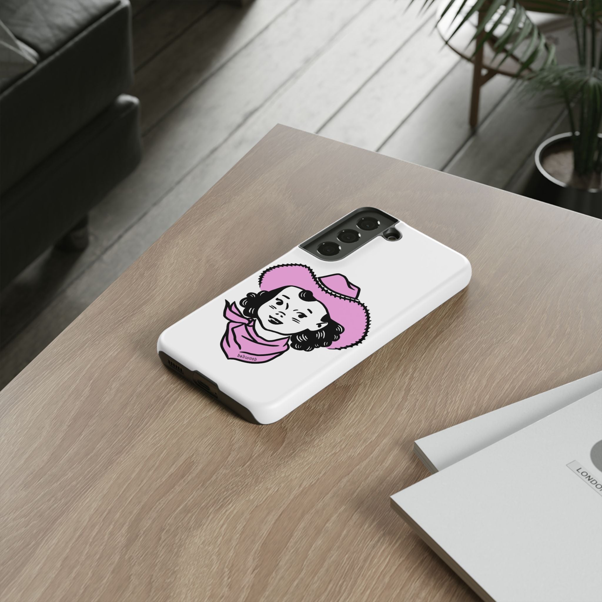 "HARLOW" - Tough Case in PINK