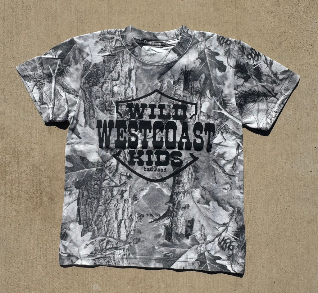 "WILD WEST COAST KIDS" Kids' Tee in GRAY REAL TREE