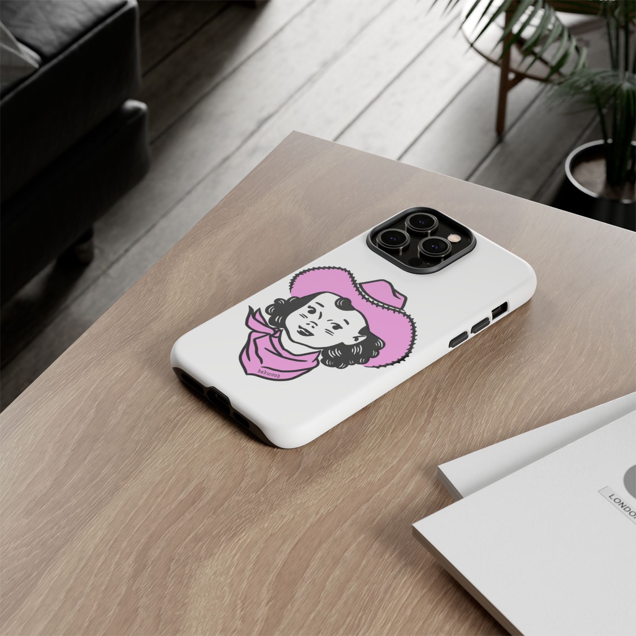 "HARLOW" - Tough Case in PINK