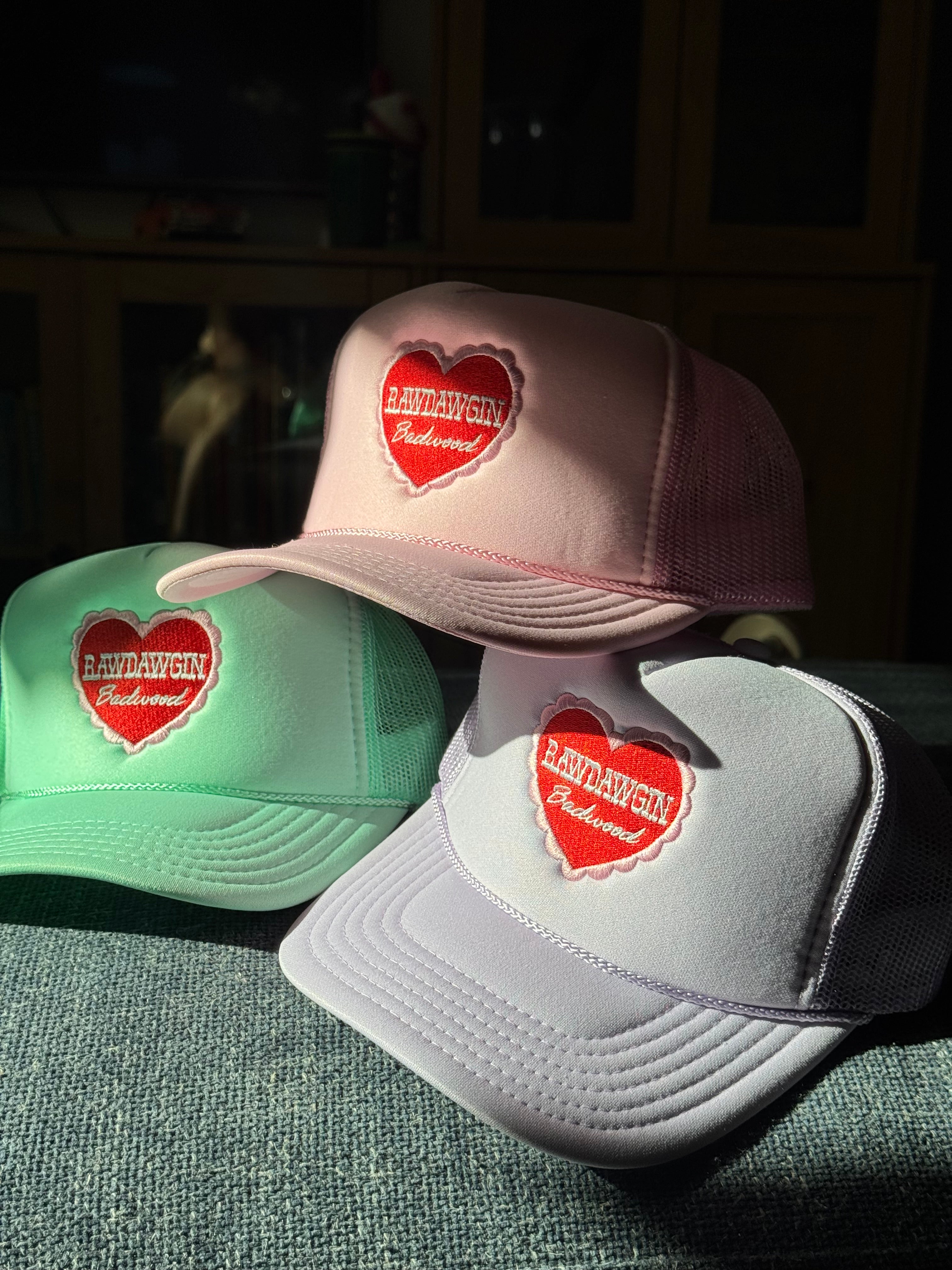 "SWEETHEART" Trucker Hat in BABY PINK