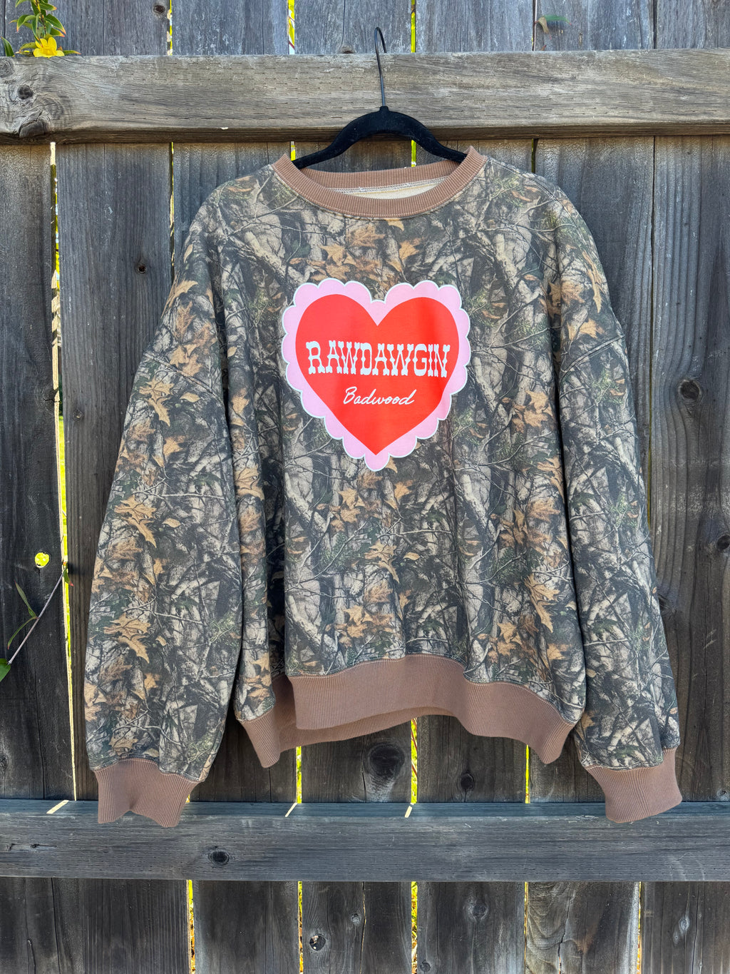 "SWEETHEART" Women's Crewneck