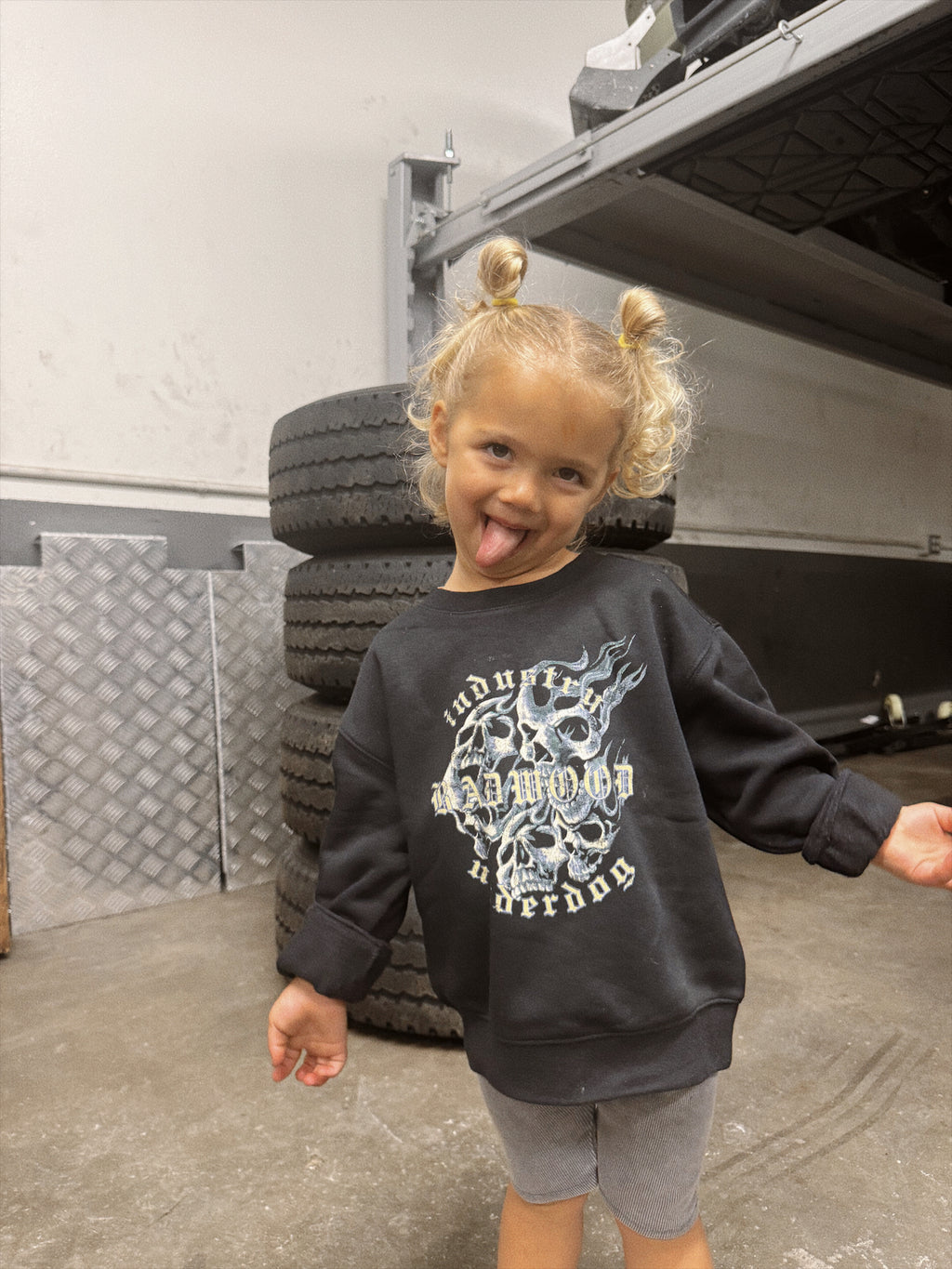 "INDUSTRY UNDERDOG" KIDS CREWNECK