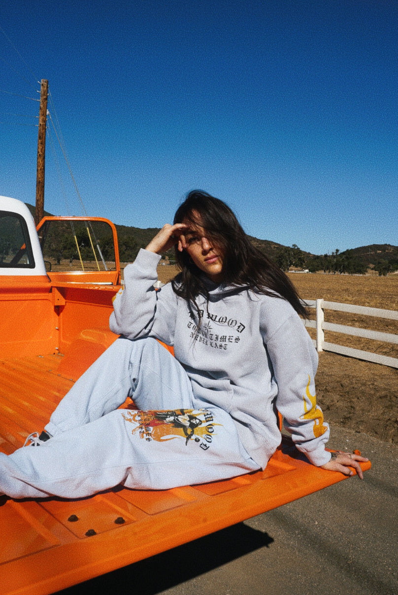 "TOUGH TIMES" Sweatpants in POWDER