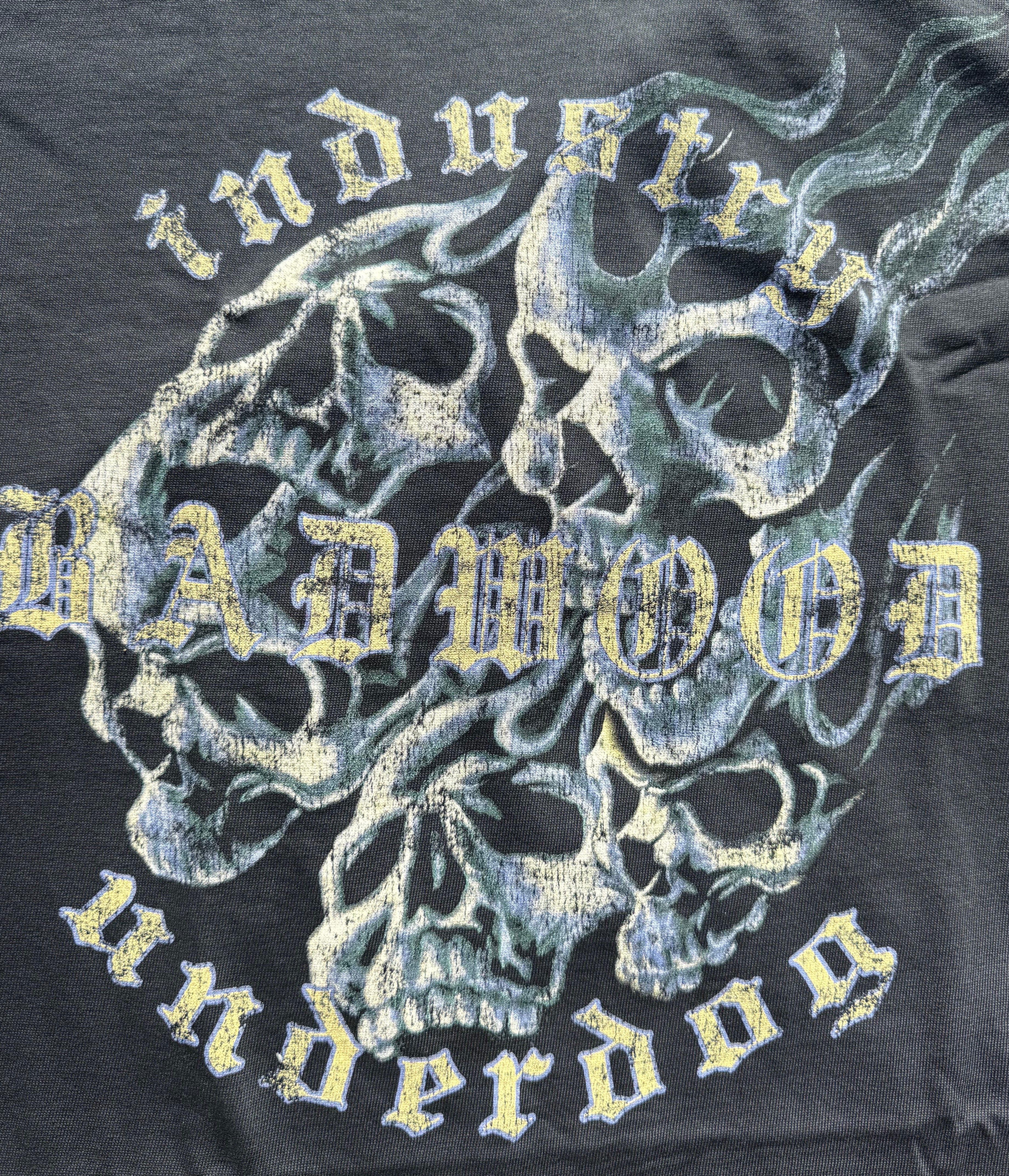 "INDUSTRY UNDERDOG" UNISEX TEE