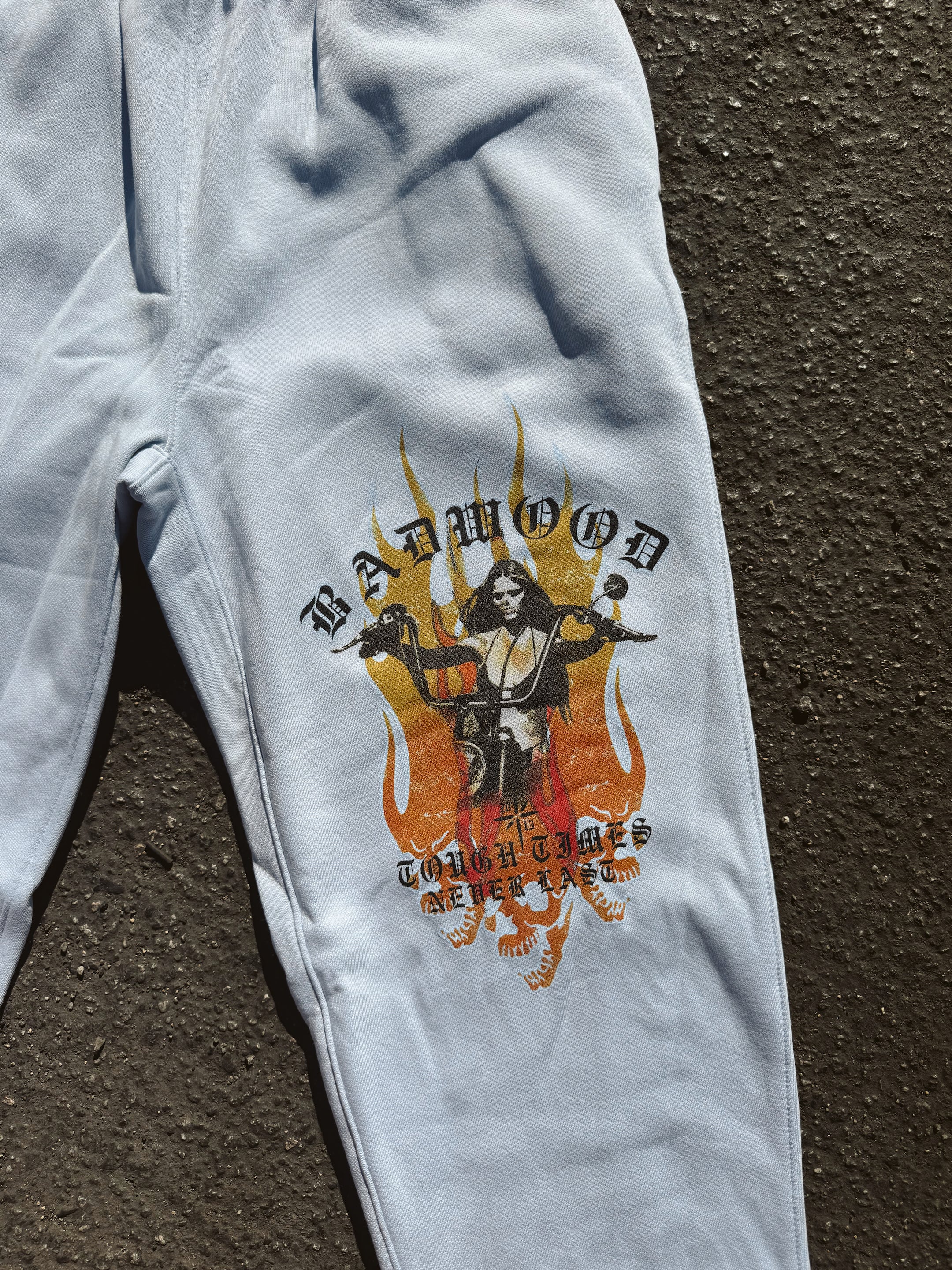 "TOUGH TIMES" Sweatpants in POWDER